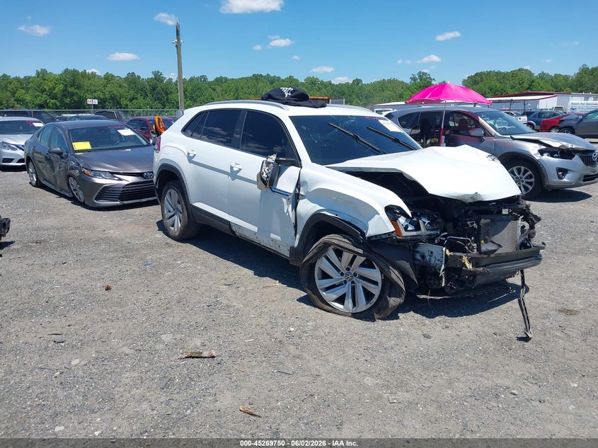 2020 Volkswagen Atlas cross sport VIN 1V26E2CA4LC211778 IAAI salvage auction — FRONT END, Salvage - Greater Than 75% (Maryland), sold $1,400 on 2026-08-01 (photo 1)