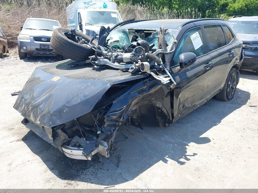 2026 Honda Cr-v VIN 7FARS6H91TE067028 IAAI salvage auction — FRONT & REAR, Salvage Title, sold $8,875 on 2026-07-09 (photo 6)