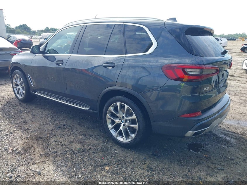 2022 BMW X5 VIN 5UXCR4C03N9M04689 IAAI salvage auction — RIGHT FRONT, Salvage Title, sold $16,800 on 2026-07-09 (photo 3)