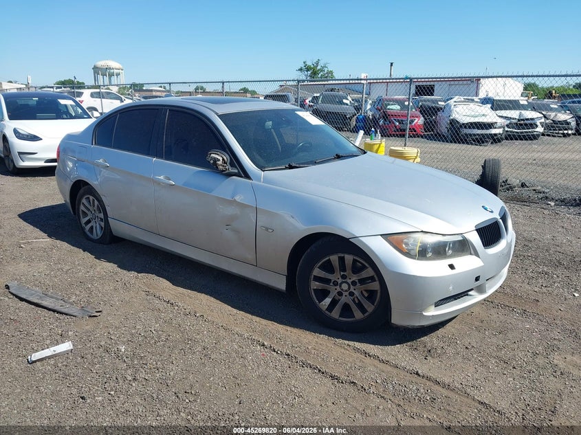 2007 BMW 3 series VIN WBAVC73507KP35862 IAAI salvage auction — SIDE, Salvage (New Jersey), sold $275 on 2026-07-12 (photo 1)