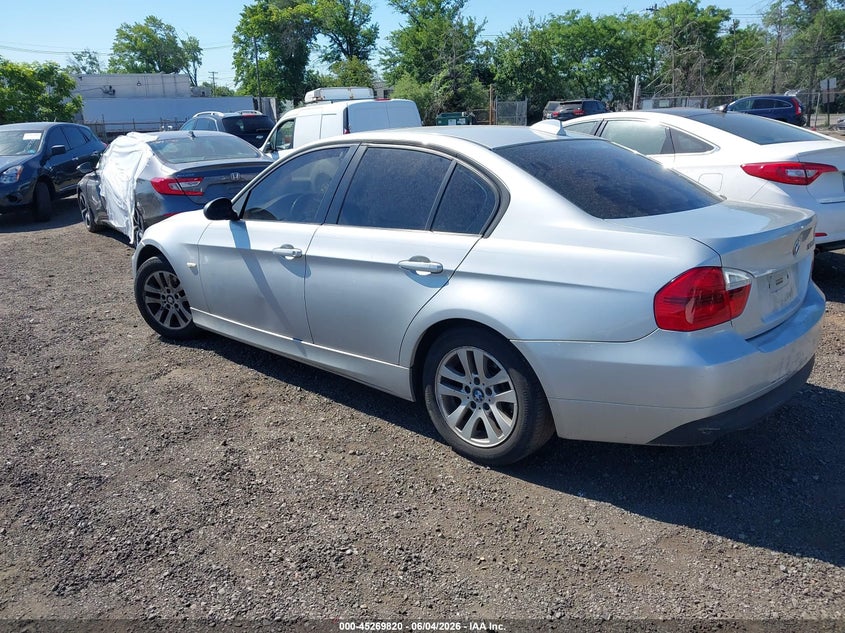 2007 BMW 3 series VIN WBAVC73507KP35862 IAAI salvage auction — SIDE, Salvage (New Jersey), sold $275 on 2026-07-12 (photo 3)