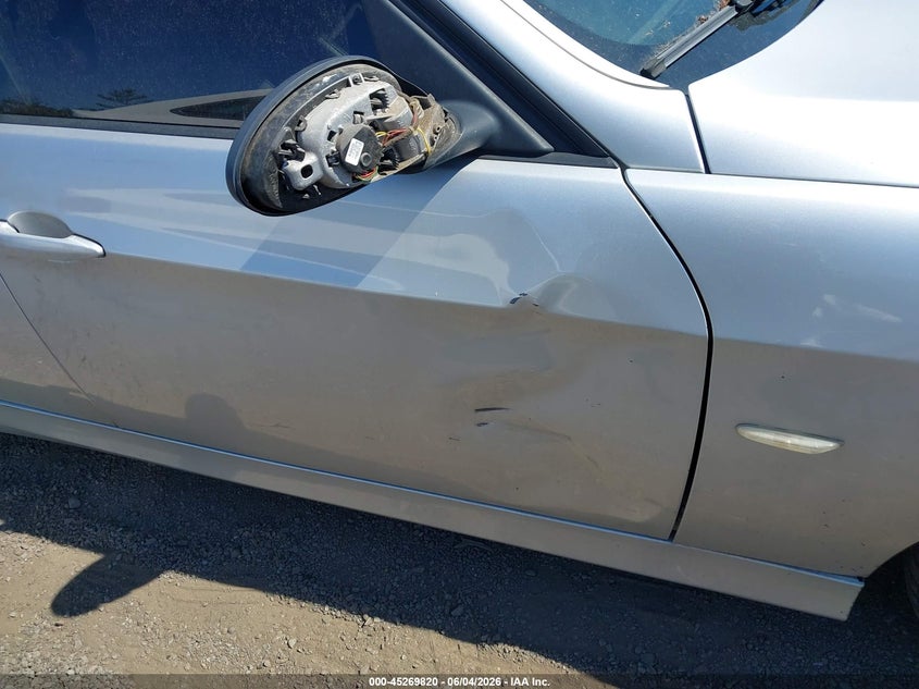 2007 BMW 3 series VIN WBAVC73507KP35862 IAAI salvage auction — SIDE, Salvage (New Jersey), sold $275 on 2026-07-12 (photo 6)