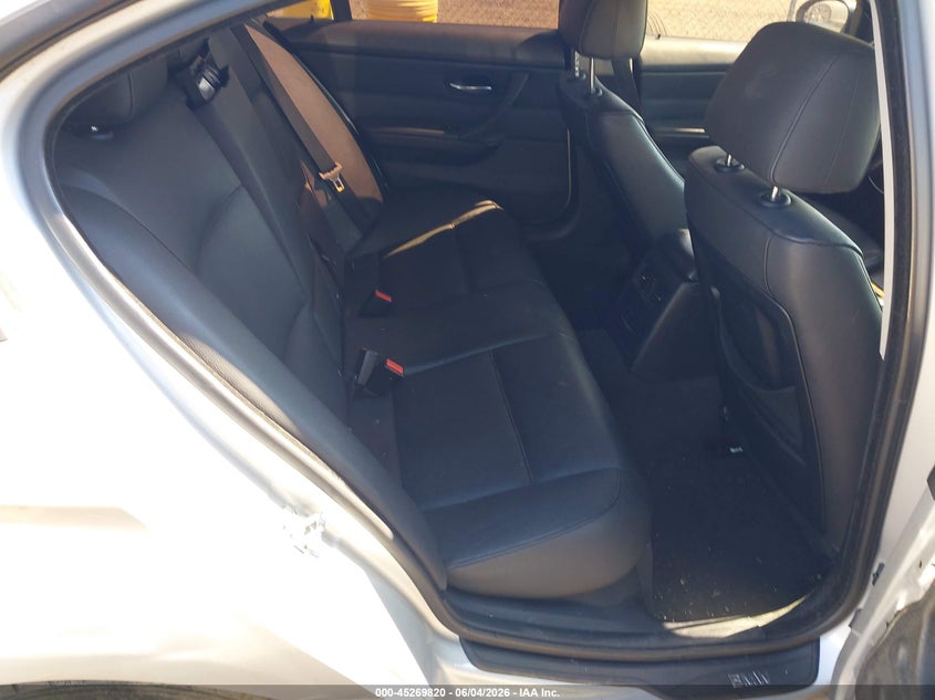 2007 BMW 3 series VIN WBAVC73507KP35862 IAAI salvage auction — SIDE, Salvage (New Jersey), sold $275 on 2026-07-12 (photo 8)