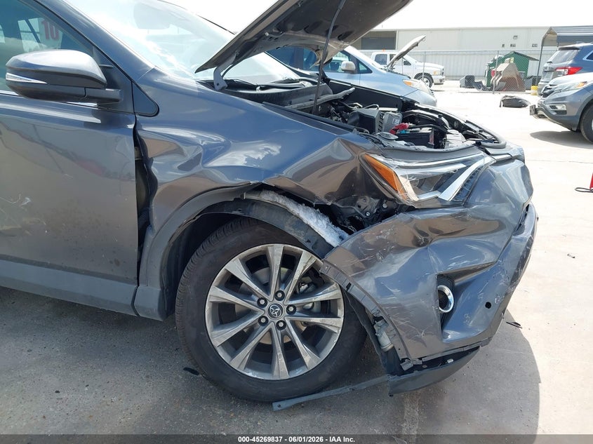 2017 Toyota Rav 4 VIN 2T3YFREV7HW329005 IAAI salvage auction — RIGHT FRONT, Salvage Title, sold $5,300 on 2026-07-30 (photo 6)