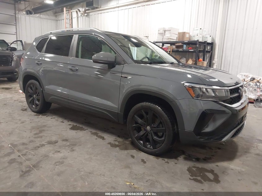 2022 Volkswagen Taos VIN 3VVPX7B28NM096841 — IAAI salvage auction photo