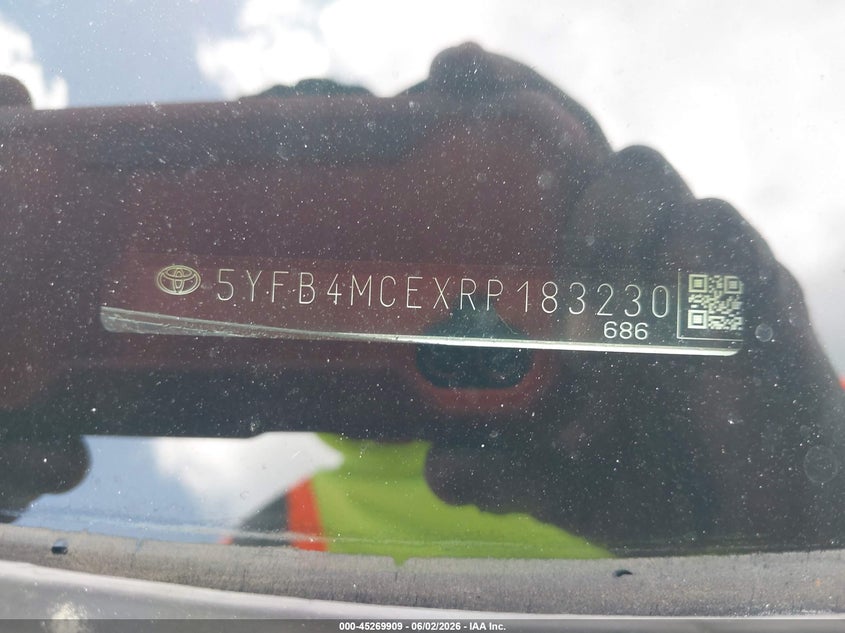 2024 Toyota Corolla VIN 5YFB4MCEXRP183230 IAAI salvage auction — SIDE, Salvage Title, sold $3,850 on 2026-07-16 (photo 9)