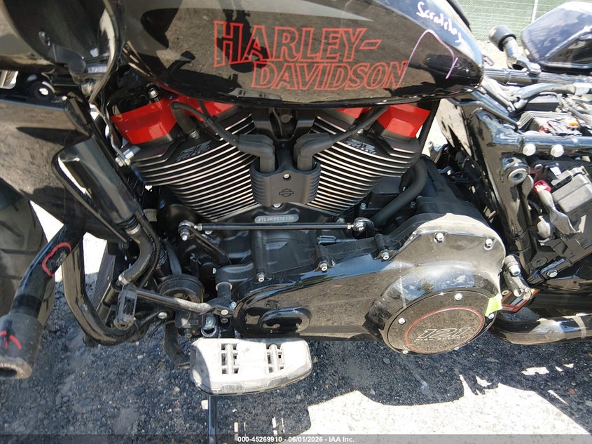 2024 Harley-davidson Road glide VIN 1HD1TL818RB957213 IAAI salvage auction — ALL OVER, Salvage (Pennsylvania), sold $21,000 on 2026-07-24 (photo 9)