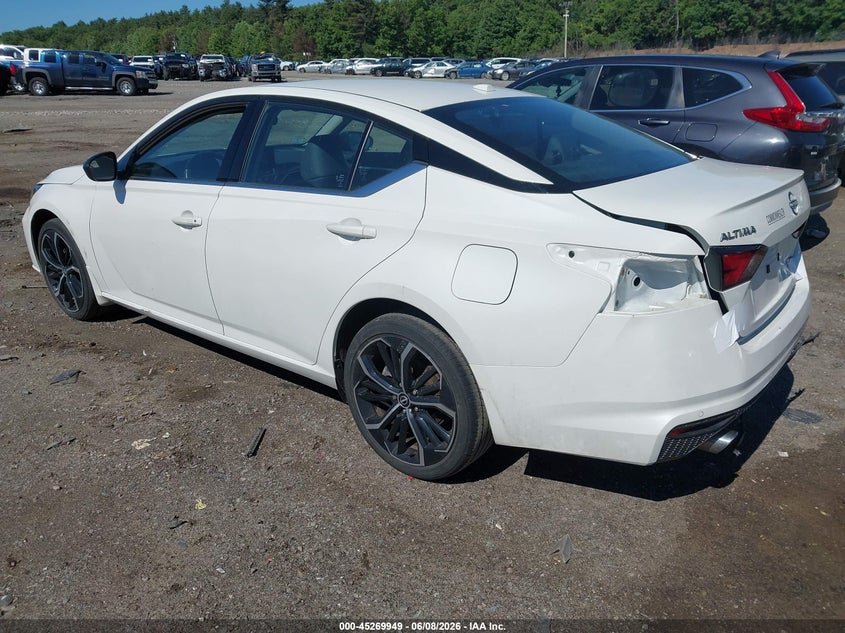2024 Nissan Altima VIN 1N4BL4CWXRN320276 IAAI salvage auction — REAR END, Salvage (Massachusetts), sold $7,050 on 2026-08-21 (photo 3)