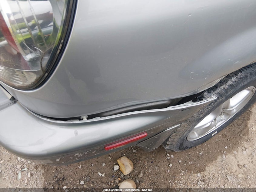2001 Lexus Rx VIN JTJHF10U810166629 IAAI salvage auction — RIGHT REAR, Clear (Tennessee), sold $400 on 2026-07-09 (photo 6)