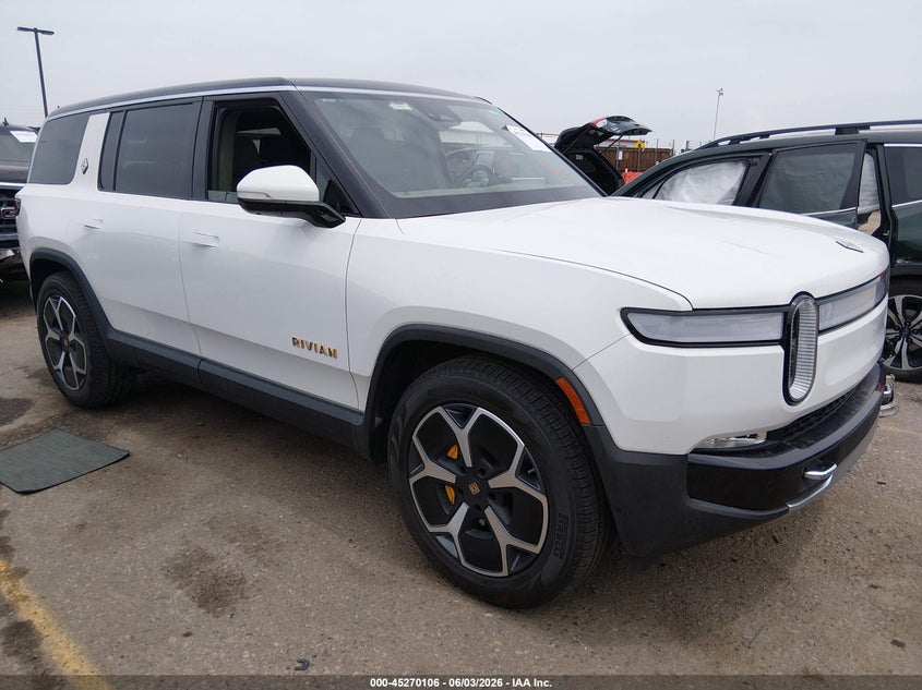 2023 Rivian R1s VIN 7PDSGABA6PN004916 IAAI salvage auction — THEFT, Salvage Title, sold $37,000 on 2026-07-16 (photo 1)