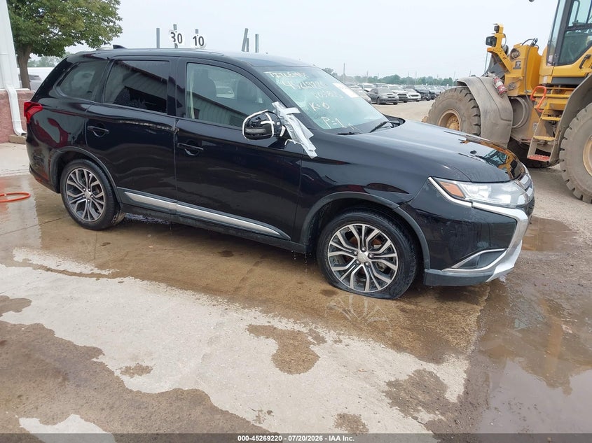 2017 Mitsubishi Outlander VIN JA4AD3A34HZ055863 IAAI salvage auction — RIGHT SIDE, Clear (Texas), sold $1,250 on 2026-08-01 (photo 1)