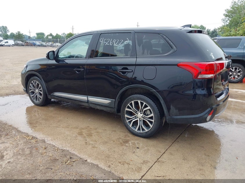 2017 Mitsubishi Outlander VIN JA4AD3A34HZ055863 IAAI salvage auction — RIGHT SIDE, Clear (Texas), sold $1,250 on 2026-08-01 (photo 3)