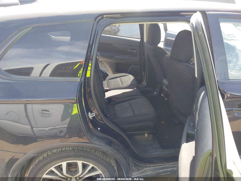2017 Mitsubishi Outlander VIN JA4AD3A34HZ055863 IAAI salvage auction — RIGHT SIDE, Clear (Texas), sold $1,250 on 2026-08-01 (photo 5)