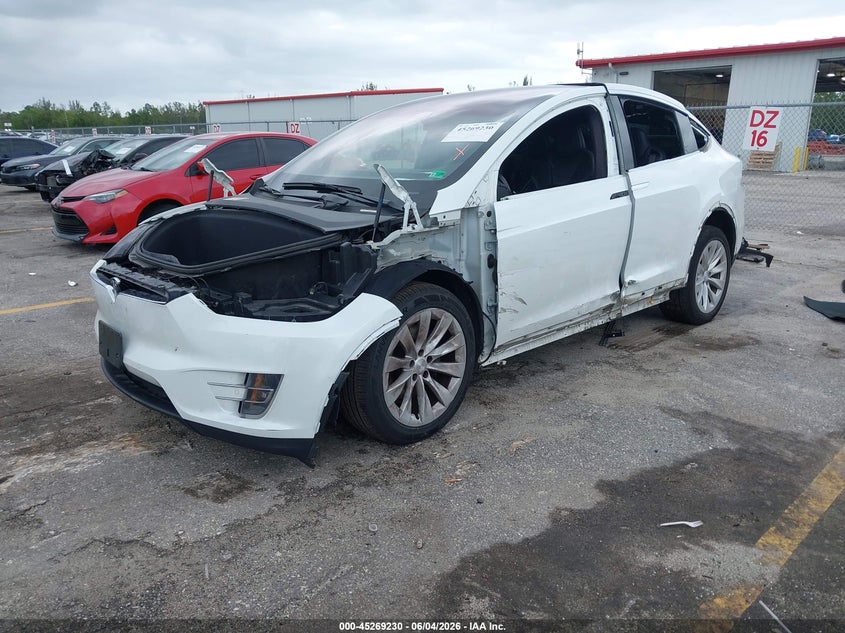 2020 Tesla Model x VIN 5YJXCAE23LF232653 IAAI salvage auction — FRONT & REAR, Salvage Title, sold $6,600 on 2026-07-30 (photo 2)