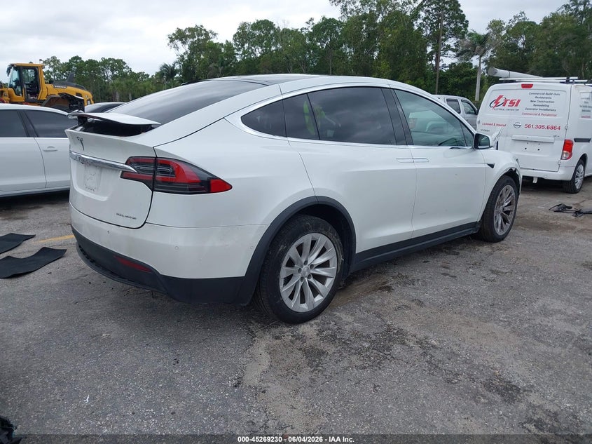 2020 Tesla Model x VIN 5YJXCAE23LF232653 IAAI salvage auction — FRONT & REAR, Salvage Title, sold $6,600 on 2026-07-30 (photo 4)