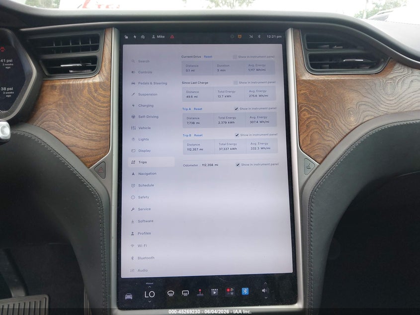 2020 Tesla Model x VIN 5YJXCAE23LF232653 IAAI salvage auction — FRONT & REAR, Salvage Title, sold $6,600 on 2026-07-30 (photo 7)