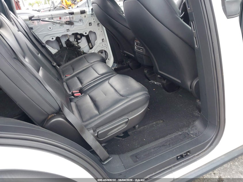2020 Tesla Model x VIN 5YJXCAE23LF232653 IAAI salvage auction — FRONT & REAR, Salvage Title, sold $6,600 on 2026-07-30 (photo 8)
