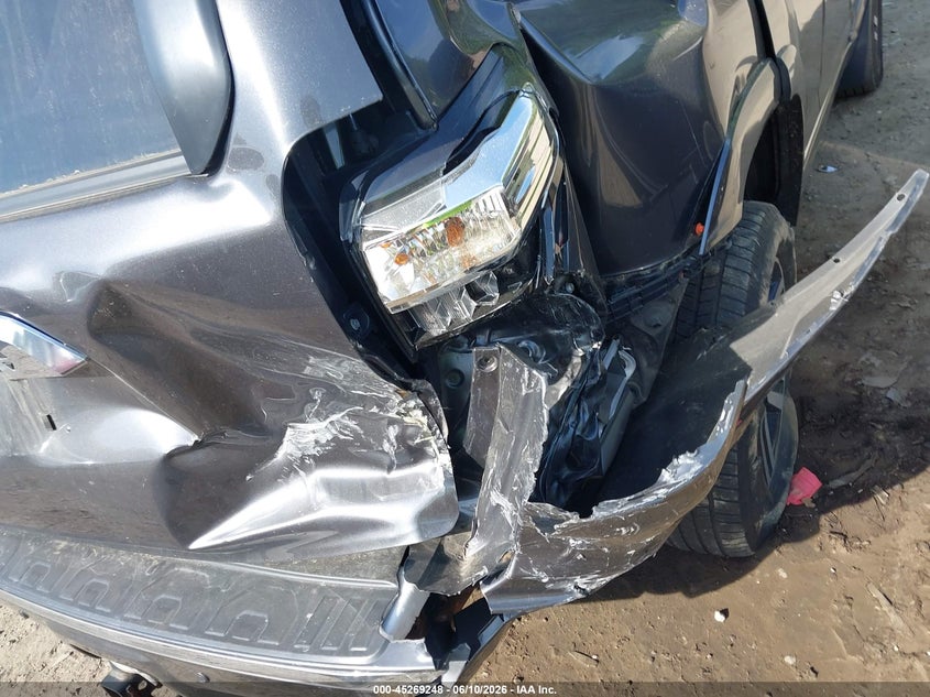 2018 Toyota 4runner VIN JTEBU5JR8J5501130 IAAI salvage auction — REAR END, Salvage Title, sold $6,100 on 2026-07-28 (photo 6)