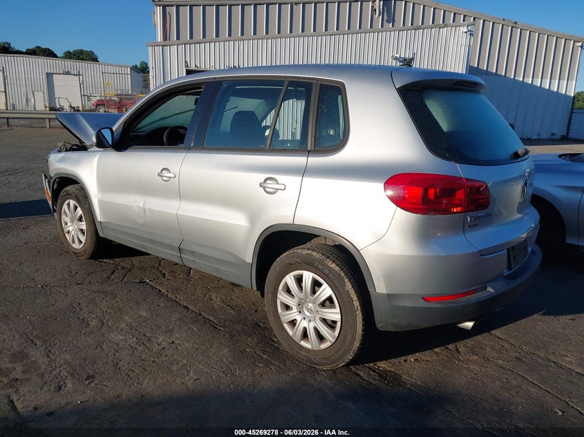 2017 Volkswagen Tiguan VIN WVGAV7AXXHK048692 IAAI salvage auction — FRONT END, Salvage Title, sold $225 on 2026-07-09 (photo 3)