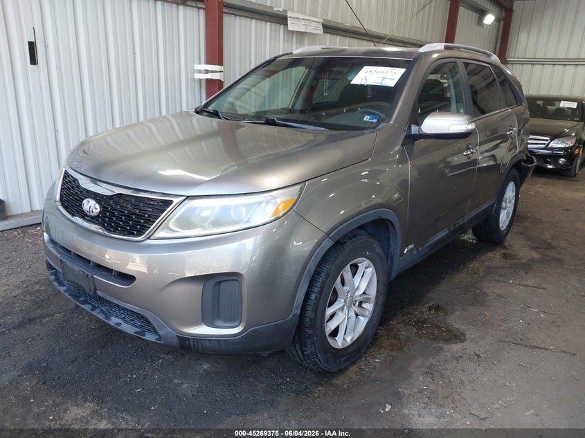 2014 Kia Sorento VIN 5XYKTDA78EG545965 IAAI salvage auction — REAR END, Salvage Title, sold $1,825 on 2026-07-09 (photo 2)