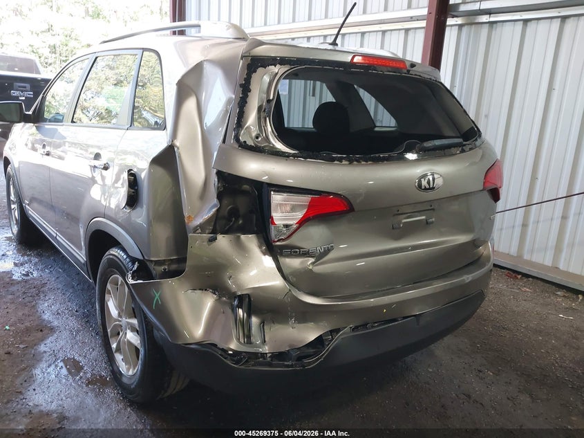 2014 Kia Sorento VIN 5XYKTDA78EG545965 IAAI salvage auction — REAR END, Salvage Title, sold $1,825 on 2026-07-09 (photo 6)