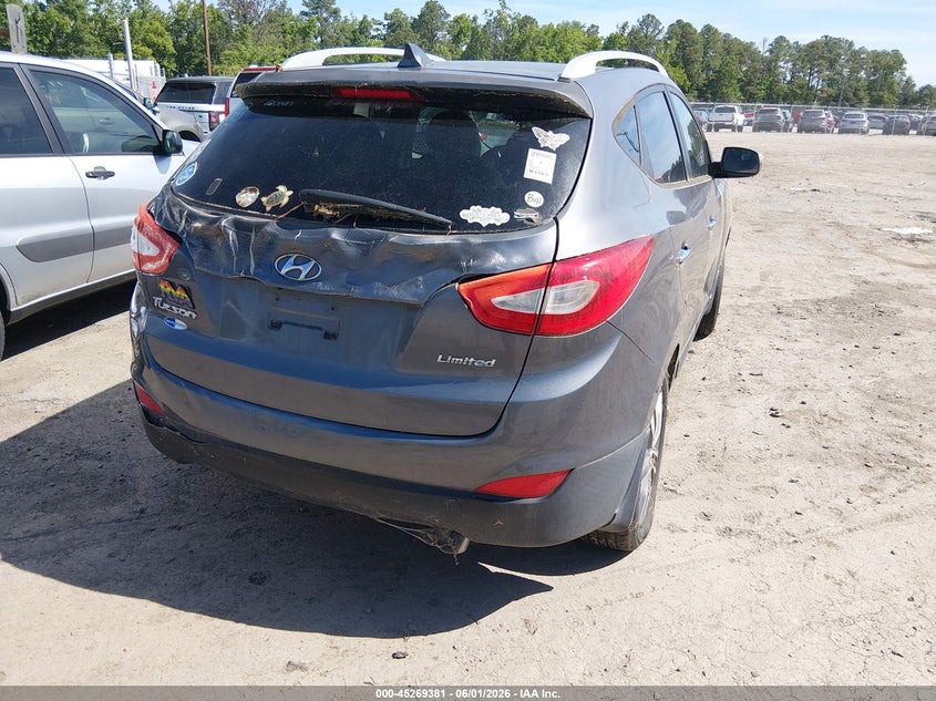 2015 Hyundai Tucson VIN KM8JU3AG5FU028234 IAAI salvage auction — REAR END, Clear (Virginia), sold $1,850 on 2026-07-10 (photo 4)
