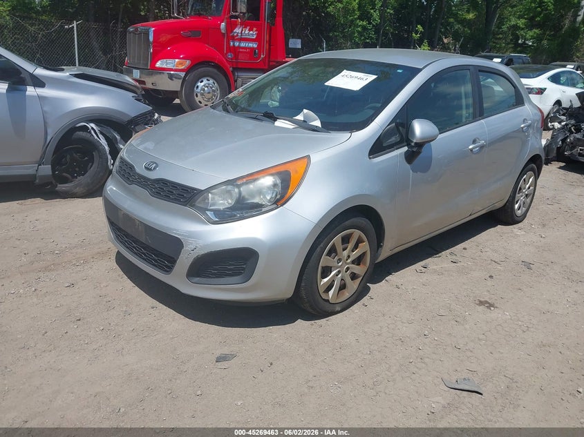 2013 Kia Rio VIN KNADM5A3XD6139399 IAAI salvage auction — NORMAL WEAR, Clear (Rhode Island), sold $250 on 2026-07-14 (photo 2)
