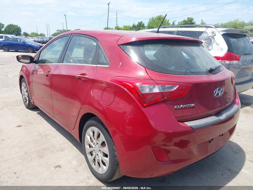 2016 Hyundai Elantra VIN KMHD35LH3GU302680 IAAI salvage auction — RIGHT SIDE, Salvage (Ohio), sold $50 on 2026-07-28 (photo 3)
