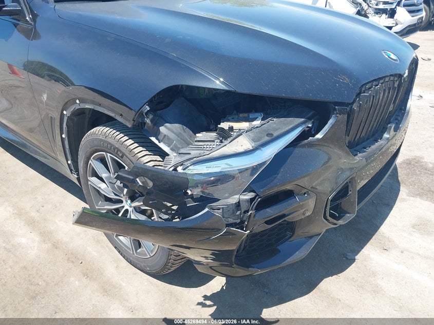 2021 BMW X5 VIN 5UXCR6C08M9F53760 IAAI salvage auction — RIGHT FRONT, Clear (Michigan), sold $27,000 on 2026-07-18 (photo 6)