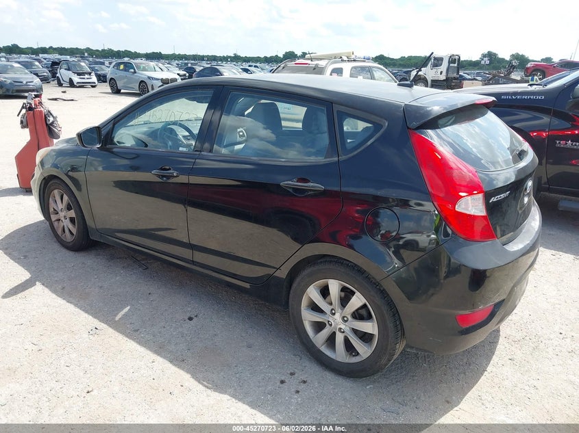 2012 Hyundai Accent VIN KMHCU5AE4CU022584 IAAI salvage auction — NORMAL WEAR, Clear (Montana), sold $550 on 2026-07-28 (photo 3)