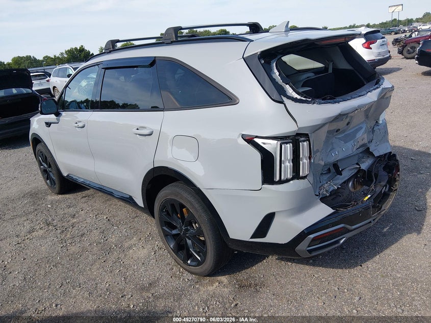 2022 Kia Sorento VIN 5XYRKDLF9NG121491 IAAI salvage auction — REAR END, Salvage Title, sold $8,800 on 2026-07-08 (photo 3)
