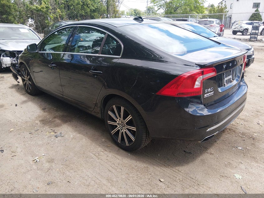 2017 Volvo VIN LYV402HKXHB133138 IAAI salvage auction — FRONT END, Salvage (Rhode Island), sold $1,750 on 2026-07-25 (photo 3)