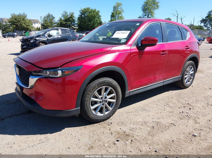 2022 Mazda Cx-5 VIN JM3KFBAM4N1570290 IAAI salvage auction — RIGHT FRONT, Salvage Title, sold $4,800 on 2026-08-01 (photo 2)