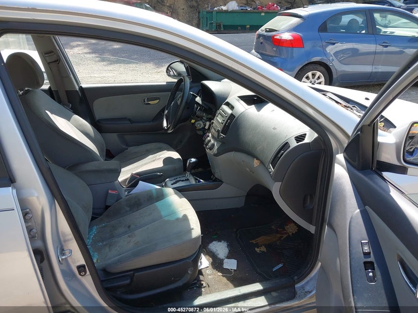 2010 Hyundai Elantra VIN KMHDU4AD2AU868392 IAAI salvage auction — NORMAL WEAR, Clear (Pennsylvania), sold $400 on 2026-07-07 (photo 5)