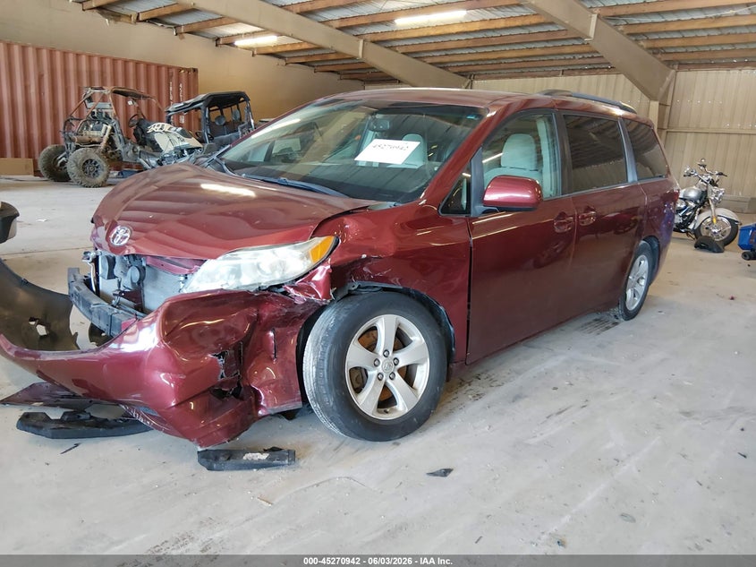 2015 Toyota Sienna VIN 5TDKK3DC6FS542122 IAAI salvage auction — FRONT END, Salvage Title, sold $1,450 on 2026-07-09 (photo 2)