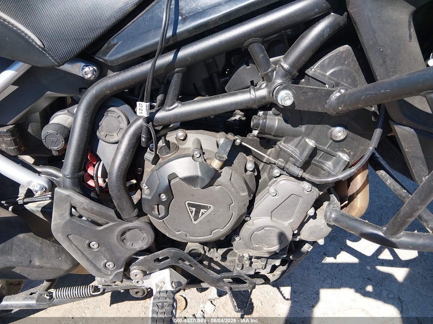 2022 Triumph motorcycle Tiger VIN SMTE64DF8NTAW7983 IAAI salvage auction — FRONT END, Salvage (Virginia), sold $25 on 2026-07-30 (photo 8)