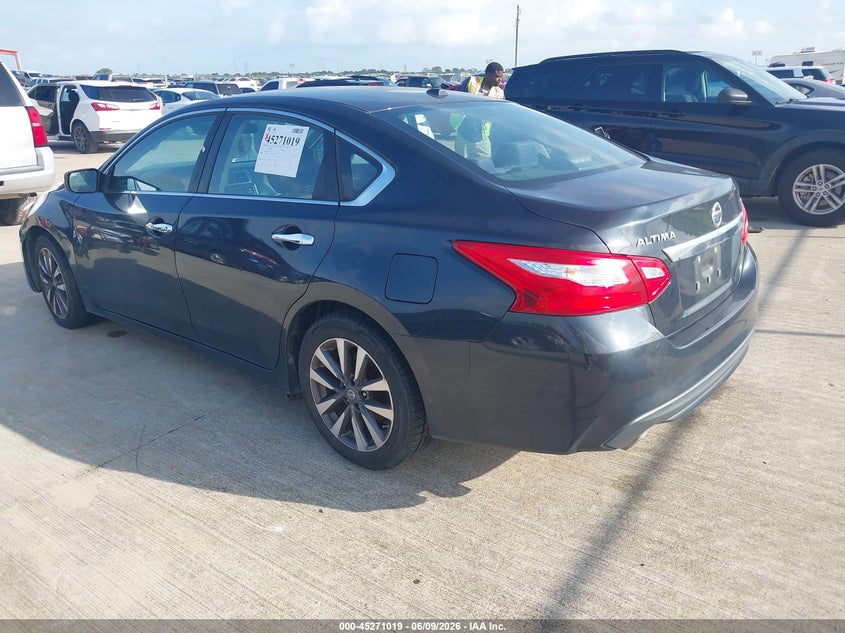 2017 Nissan Altima VIN 1N4AL3AP6HC115517 IAAI salvage auction — NORMAL WEAR, Clear (Louisiana), sold $875 on 2026-07-24 (photo 3)