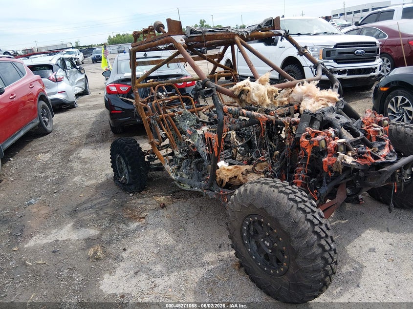 2017 Yamaha Yxz VIN 5Y4AN08Y8HA100540 IAAI salvage auction — TOTAL BURN, Clear (Oklahoma), sold $200 on 2026-07-14 (photo 1)