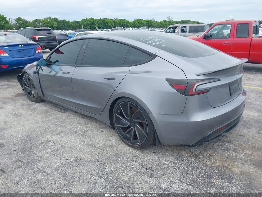 2024 Tesla Model 3 VIN 5YJ3E1ET8RF862713 IAAI salvage auction — SIDE, Salvage Title, sold $15,700 on 2026-09-03 (photo 3)
