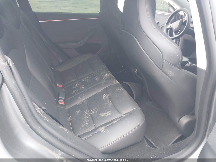 2024 Tesla Model 3 VIN 5YJ3E1ET8RF862713 IAAI salvage auction — SIDE, Salvage Title, sold $15,700 on 2026-09-03 (photo 8)