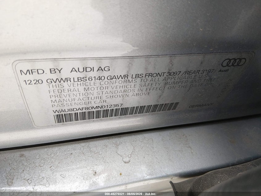 2021 Audi A8 VIN WAU8DAF80MN012357 IAAI salvage auction — RIGHT FRONT, Salvage (Illinois), sold $23,350 on 2026-07-20 (photo 9)