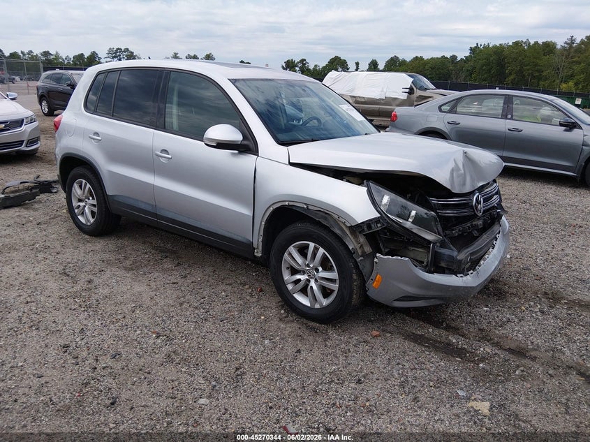 2013 Volkswagen Tiguan VIN WVGAV3AX2DW586587 IAAI salvage auction — RIGHT FRONT, Salvage (South Carolina), sold $275 on 2026-07-08 (photo 1)