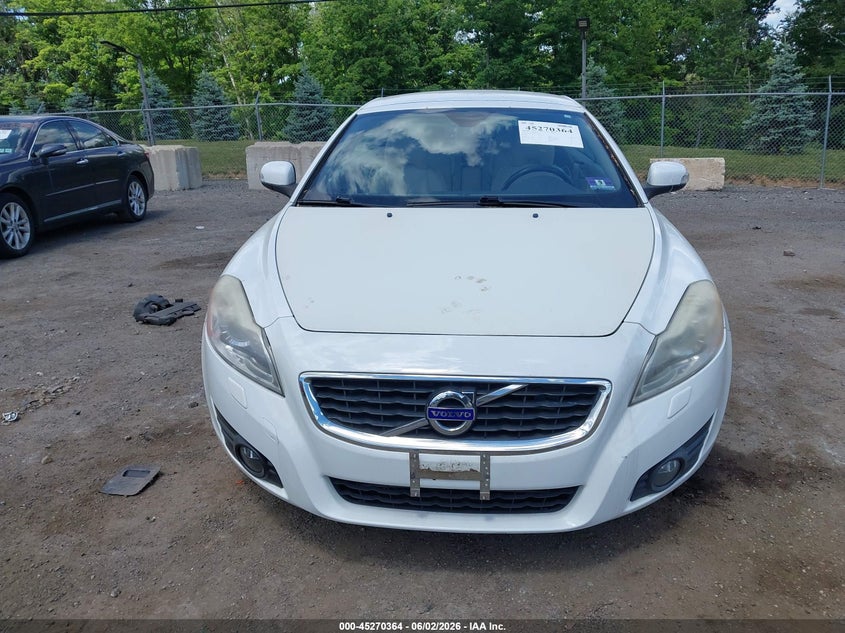 2011 Volvo C70 VIN YV1672MCXBJ119266 IAAI salvage auction — NORMAL WEAR, Clear (New Jersey), sold $600 on 2026-07-09 (photo 6)