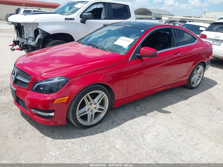 2013 Mercedes-benz C-klasse VIN WDDGJ4HB2DF943136 IAAI salvage auction — REAR END, Original (Texas), sold $3,950 on 2026-08-10 (photo 2)