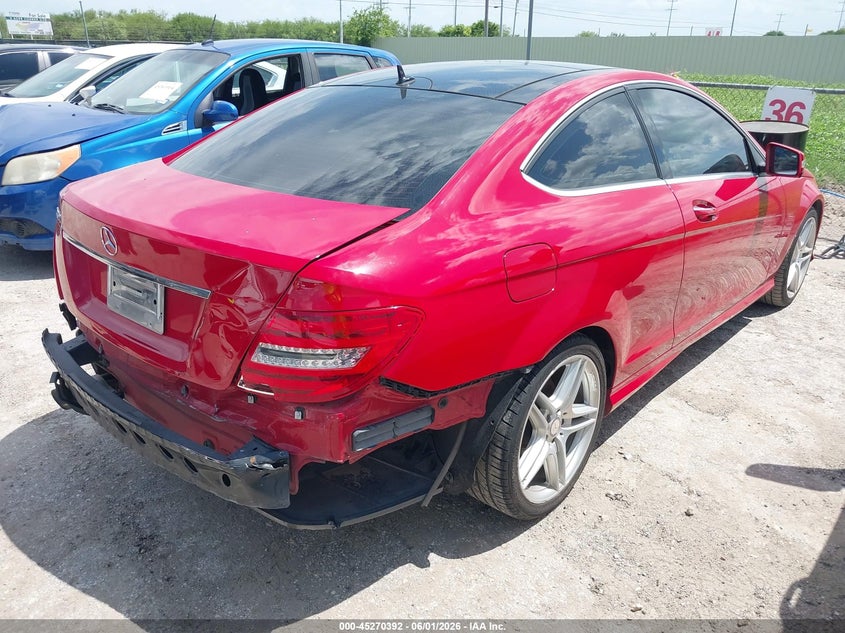 2013 Mercedes-benz C-klasse VIN WDDGJ4HB2DF943136 IAAI salvage auction — REAR END, Original (Texas), sold $3,950 on 2026-08-10 (photo 4)