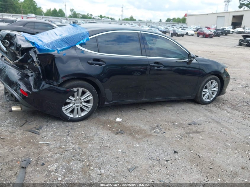 2013 Lexus ES VIN JTHBK1GGXD2010037 IAAI salvage auction — RIGHT REAR, Salvage Title, sold $1,100 on 2026-07-15 (photo 4)