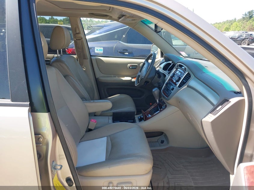 2007 Toyota Highlander VIN JTEEW21A470035413 IAAI salvage auction — LEFT SIDE, Clear (Massachusetts), sold $575 on 2026-07-10 (photo 5)