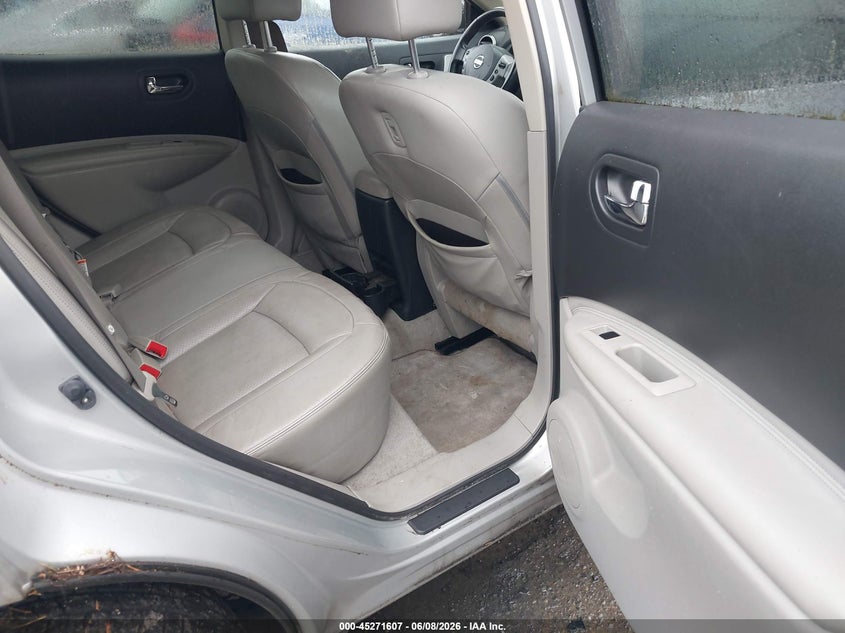 2013 Nissan Rogue VIN JN8AS5MV7DW106230 IAAI salvage auction — RIGHT FRONT, Clear (Washington), sold $425 on 2026-07-08 (photo 8)