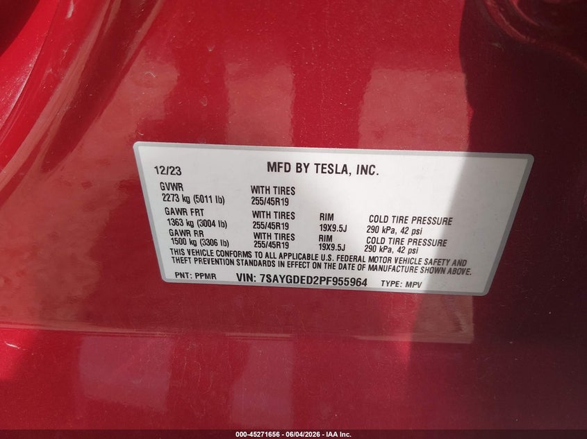 2023 Tesla Model y VIN 7SAYGDED2PF955964 IAAI salvage auction — RIGHT SIDE, Salvage Title, sold $7,800 on 2026-09-10 (photo 9)