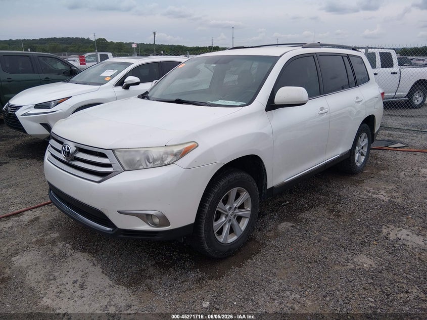 2013 Toyota Highlander VIN 5TDZK3EHXDS089855 IAAI salvage auction — HAIL, Clear (Oklahoma), sold $3,400 on 2026-07-20 (photo 2)